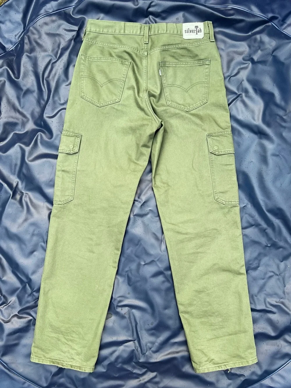 Levis size inseam 32